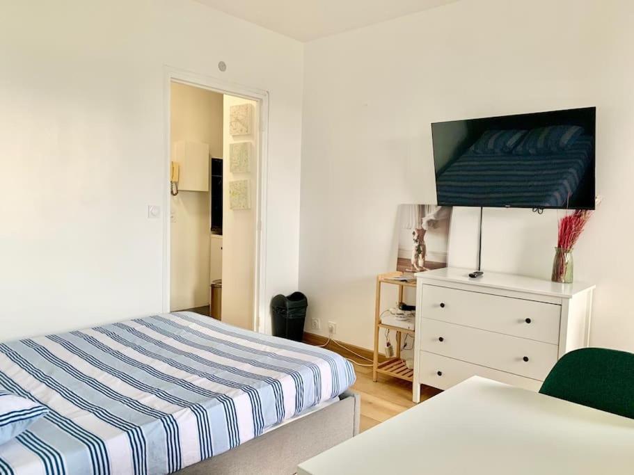 Cosy Studio Balcon Paris Montparnasse Экстерьер фото